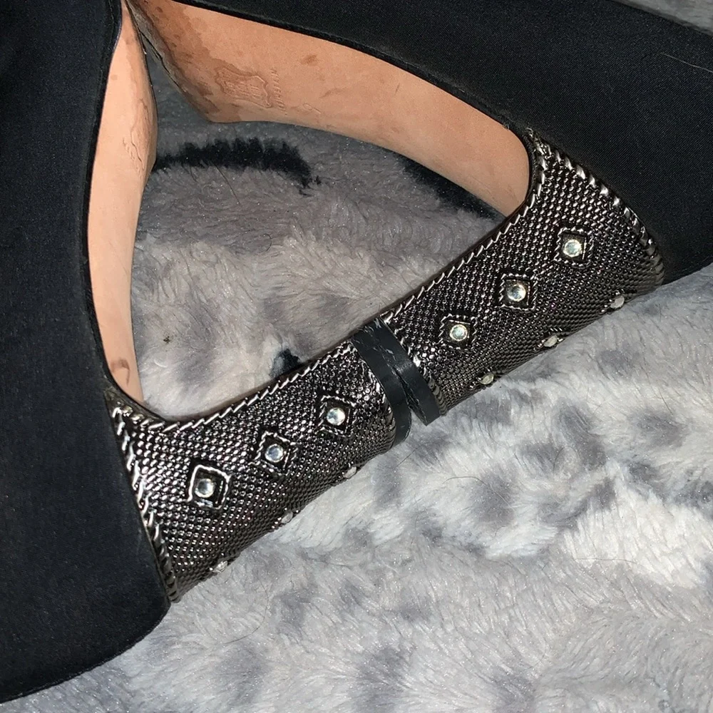 Proxy Black Heels — 9 Narrow